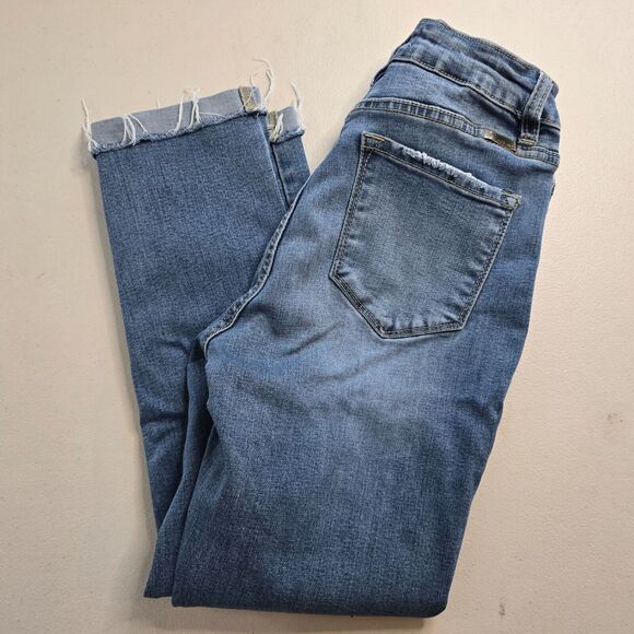 Kancan Jeans Women's 28 Blue Medium Wash Button Fly Rolled Raw Hem Cropped - Picture 10 of 16